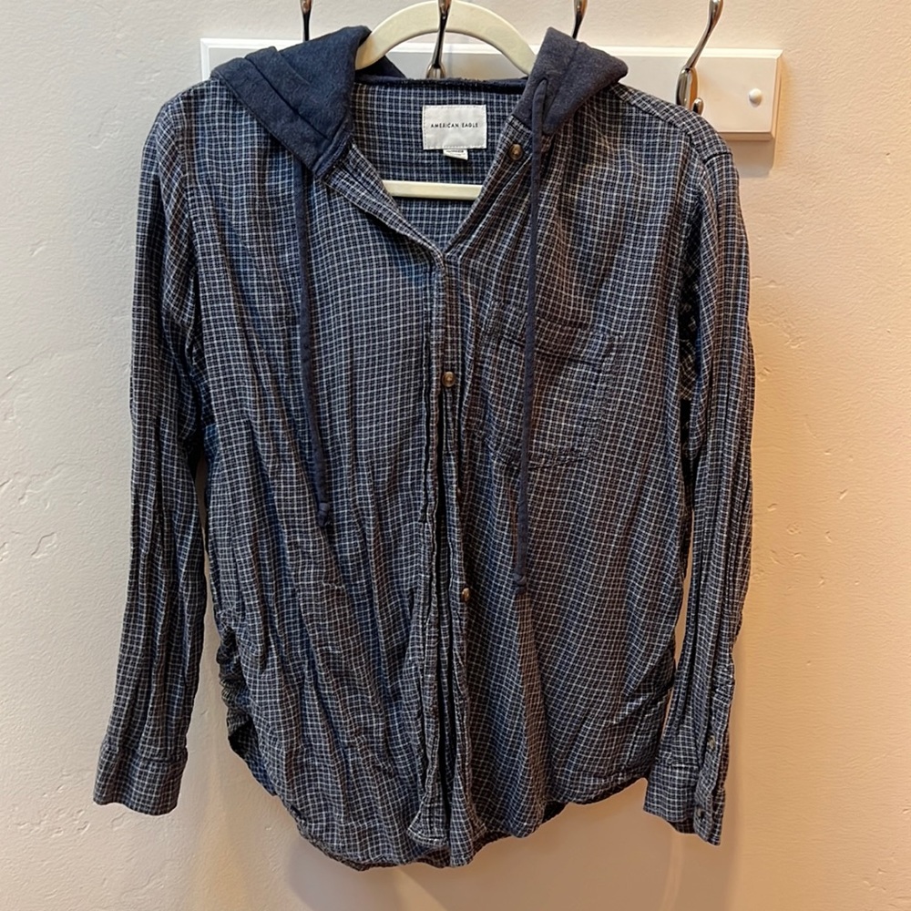 American Eagle flannel with hood